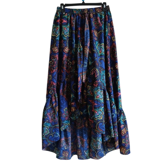 Lapagee overlapping skirt - Picture 1 of 9